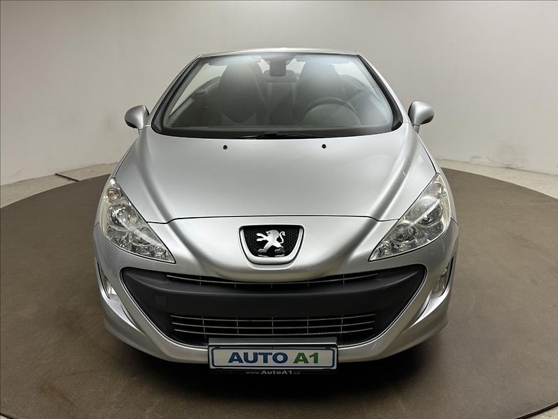 Peugeot 308 1,6 KABRIO DPH NAVI SERVIS  CC - fotka 2 z 39