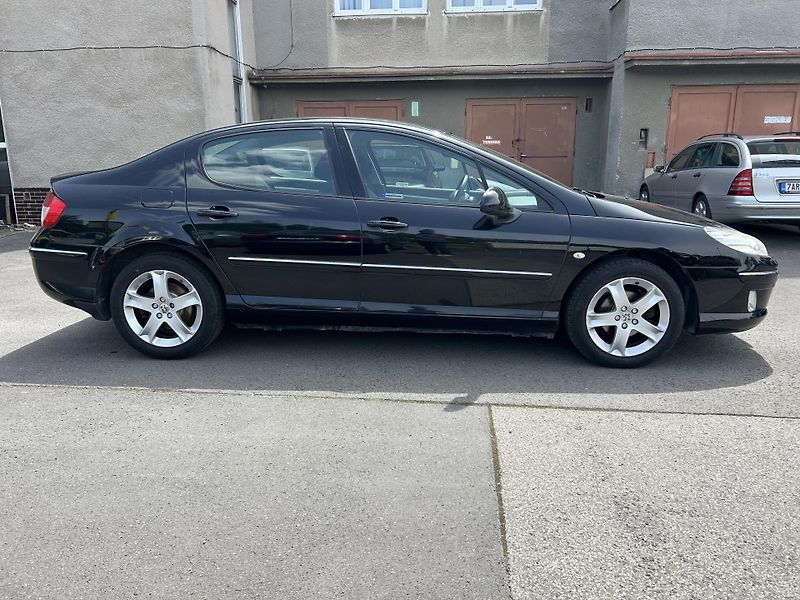 Peugeot 407 2.0 HDI 16V Premium Pack aut. - fotka 4 z 31