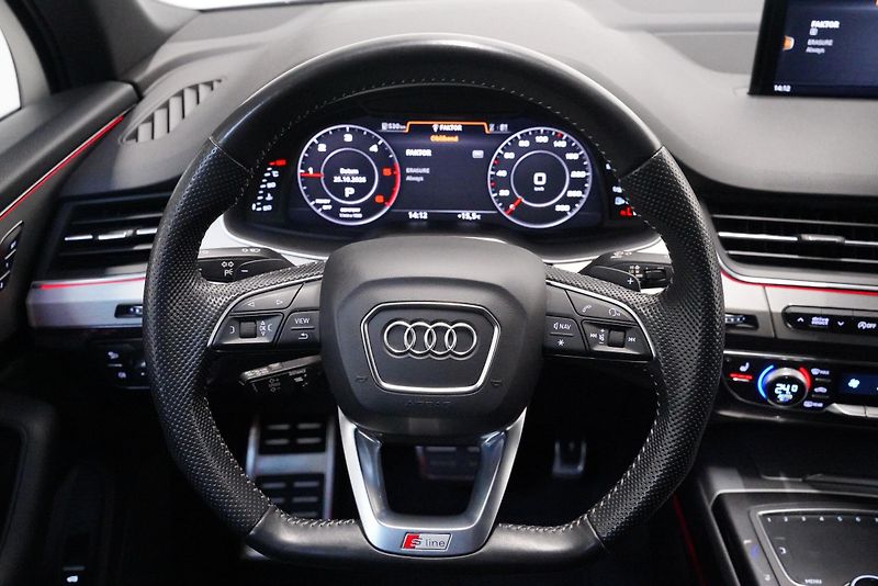 Audi Q7 - fotka 19 z 30
