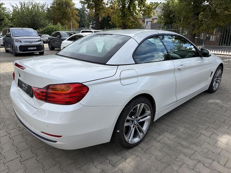 BMW Řada 4 3,0   435d Xdrive Cabrio 1.maj - fotka 4 z 21