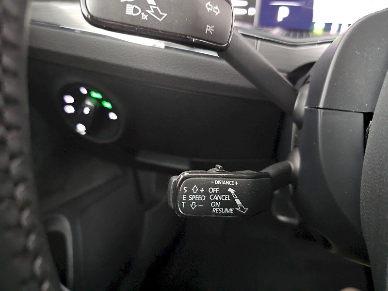 Škoda Superb (2023) 2.0TDi 147kW 4X4 SCOUT BUSINES - fotka 27 z 33