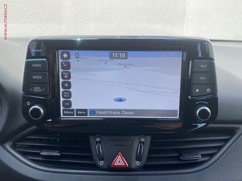 Hyundai i30 (2019) 1.4 T- GDI, ČR, AC, výhřev - fotka 18 z 19