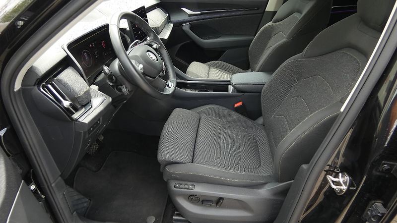 Škoda Kodiaq 2,0 TDi Selection 142 kW 4x4 D - fotka 19 z 26