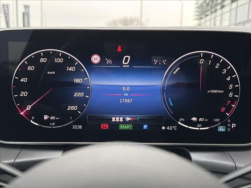 Mercedes-Benz GLC 300e 4M Avantgarde - fotka 15 z 29