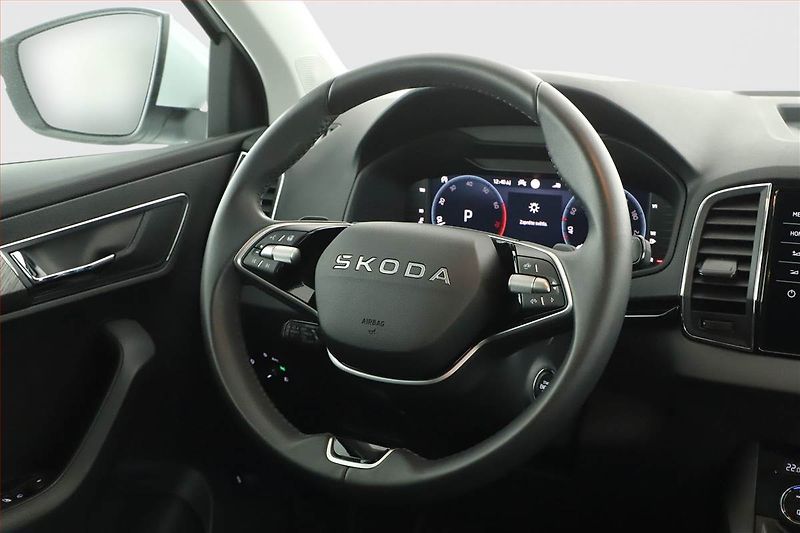 Škoda Karoq (2025) 1.5 TSI, Top Selection, ACC - fotka 16 z 19