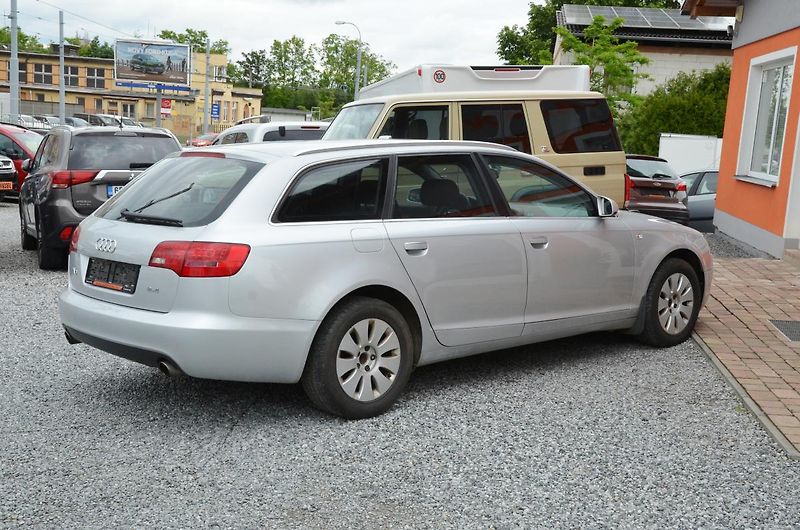 Audi A6 (2005) Avant 2.4i V6 130kW  - fotka 6 z 28