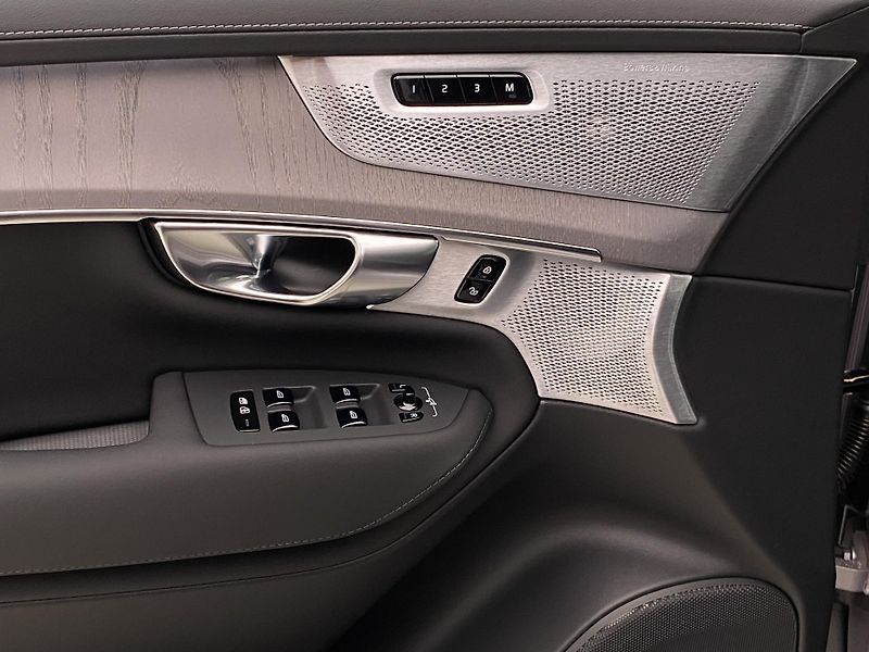 Volvo XC90 (2026) T8 AWD Plug-in BRIGHT ULTRA - fotka 30 z 76