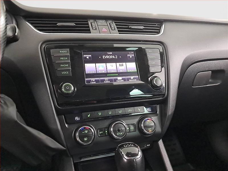 Škoda Octavia (2015) Style Plus 2.0 TDI, Automat - fotka 12 z 21