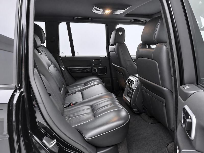 Land Rover Range Rover 5.0 375 kW V8 4x4 CZ Bi-xenon - fotka 14 z 38