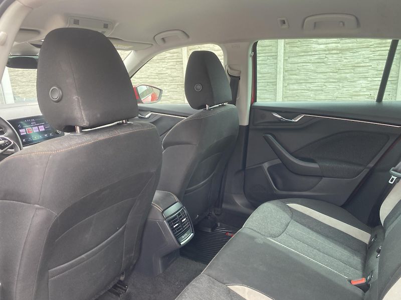 Škoda Scala 1.0i G-TEC STYLE CZ DPH LED 1A - fotka 106 z 156