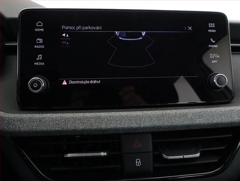 Škoda Scala (2024) Selection 1.0 TSI, ČR,1.maj - fotka 15 z 19