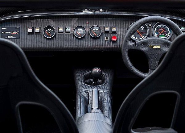 Caterham Seven Superlight Twenty.