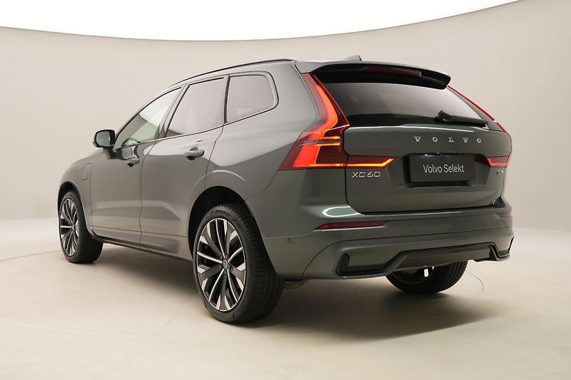 Volvo XC60 T8 AWD RECHARGE ULTRA DARK CZ - fotka 11 z 69