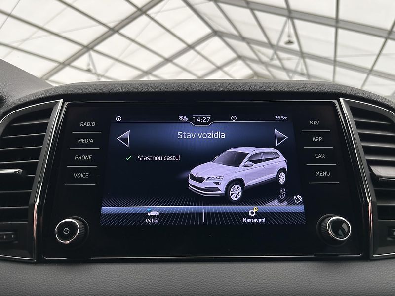 Škoda Karoq 1.5 TSI Style Plus - fotka 10 z 30