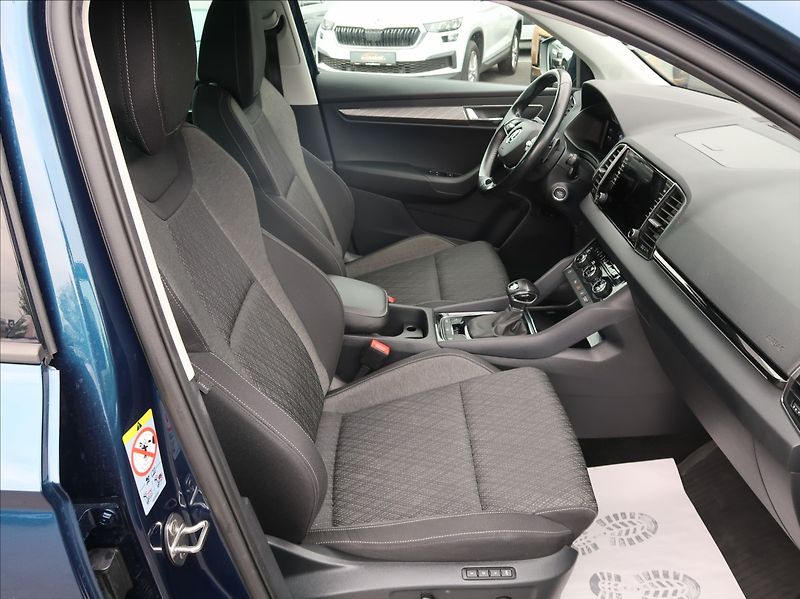 Škoda Karoq 2,0 TDI,110kW,Style,4x4,1majČR - fotka 13 z 33