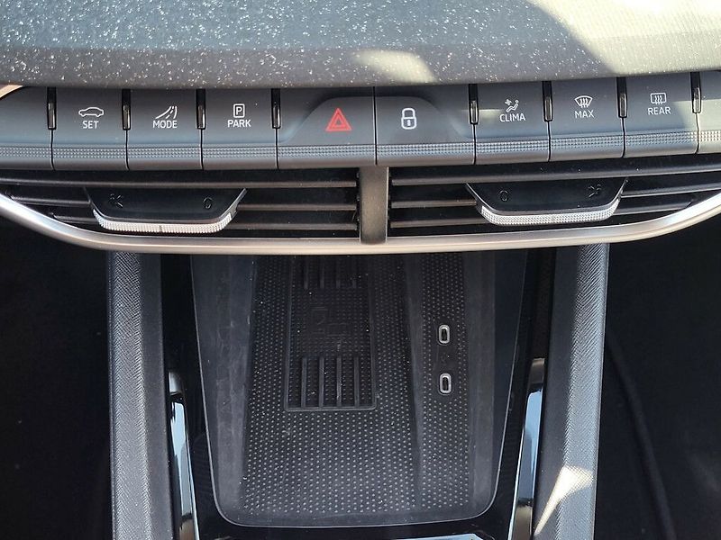 Škoda Octavia Top Selection 2,0TDI 110kW - fotka 25 z 26