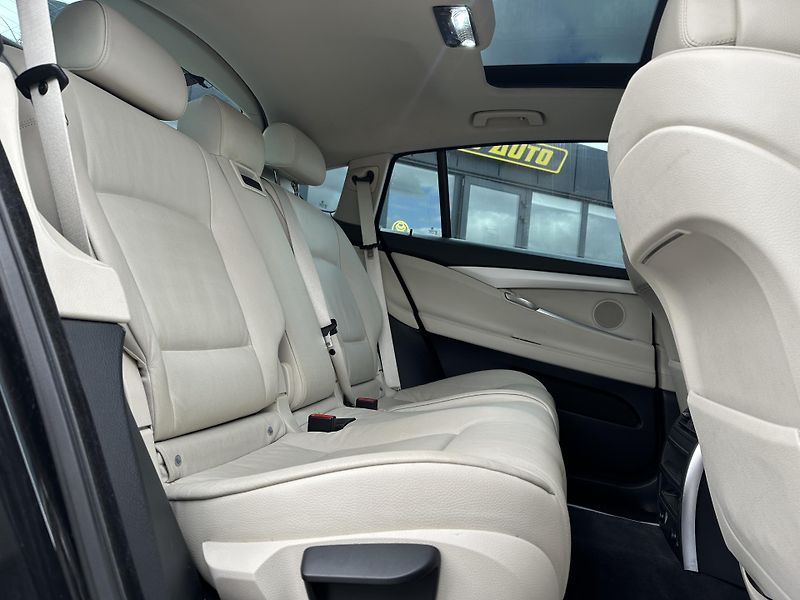 BMW Řada 5 (2009) BMW 530D GT 2009 - fotka 17 z 17