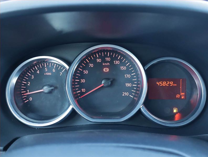 Škoda Superb (2016) Ambition Plus 2.0 TDI, Navi - fotka 11 z 17