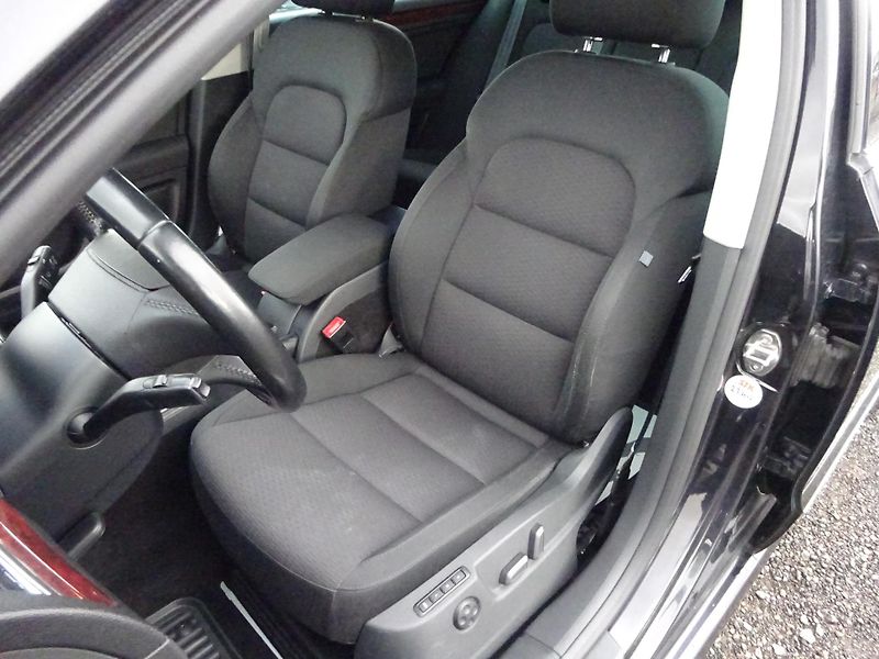 Škoda Superb 3.6FSI V6 191kW DSG 4x4  - fotka 5 z 29