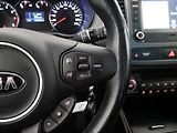 Kia Carens - náhled 17