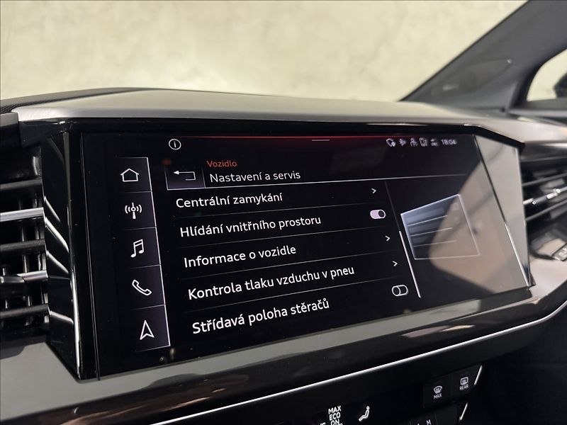 Audi Q4 e-tron Sportback S-Line LED Kamera - fotka 33 z 49