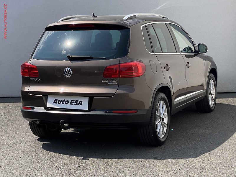 Volkswagen Tiguan (2012) 2.0 TDi, Sport, TZ, kůže, - fotka 4 z 15