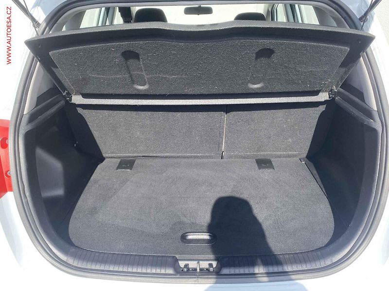 Kia Venga (2018) 1.4 CVVT, Attract - fotka 7 z 16