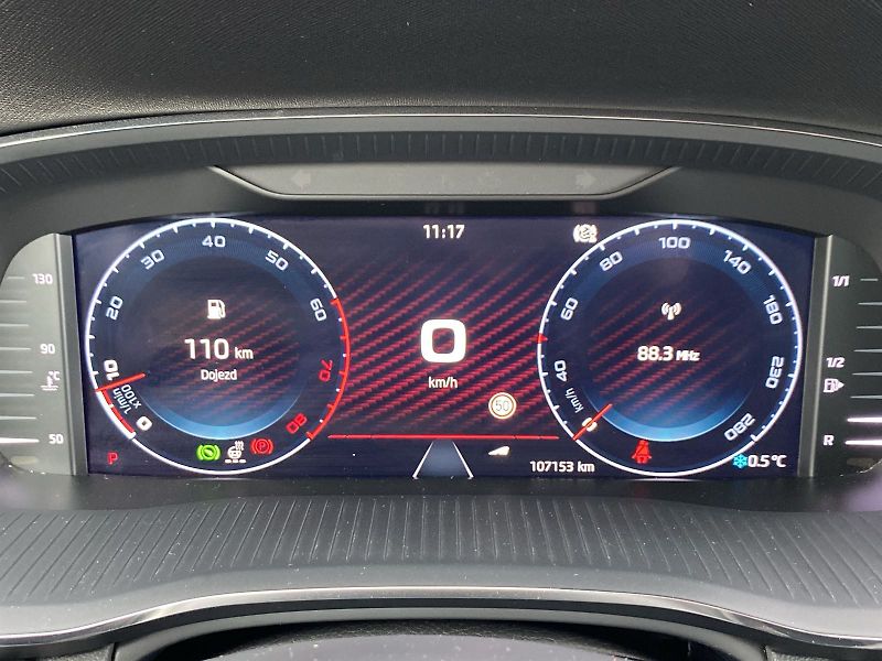 Škoda Octavia (2022) 2.0 TSI DSG RS - fotka 7 z 38