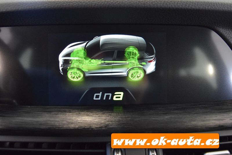 Alfa Romeo Stelvio 2.2 JTD Q4 SPORT 150 kW - DPH - fotka 46 z 60