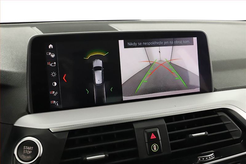 BMW X3 (2019) xLine xDrive20i - fotka 16 z 21