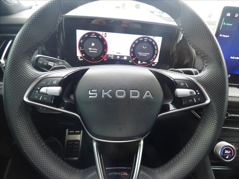 Škoda Kodiaq 2,0 TDI  SportsLine Záruka - fotka 14 z 90