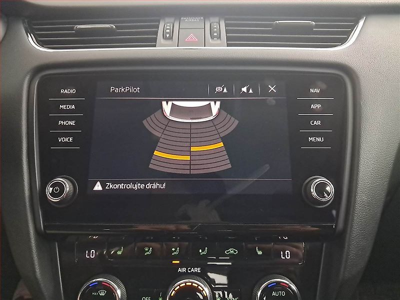 Škoda Octavia (2017) Style 2.0 TDI, Automat - fotka 17 z 20