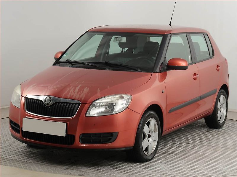 Škoda Fabia (2007) Ambiente 1.2, nová STK, Klima - fotka 2 z 15