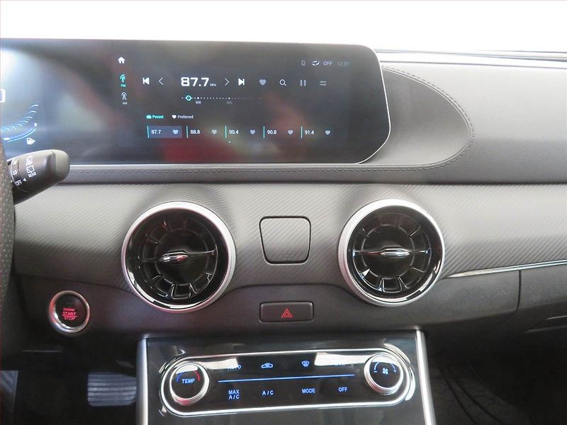 Dongfeng T5 EVO (2023) HEAT WAVE 1.5 Turbo - fotka 12 z 17