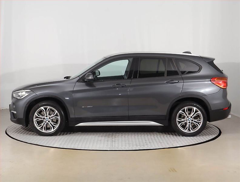 BMW X1 (2016) xDrive25d, 4X4, Automat - fotka 3 z 17