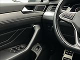 Volkswagen Passat 2,0 TDI 4MOT DSG RLine  Varian - náhled 14