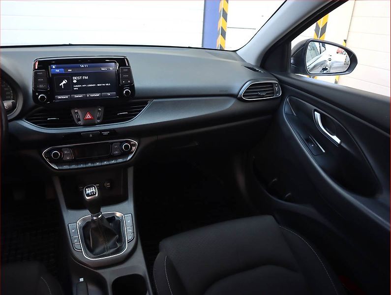 Hyundai i30 (2020) 1.6 CRDi, Tempomat - fotka 8 z 20