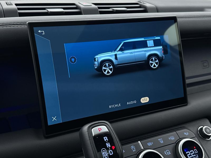 Land Rover Defender 110 P425 X-DYNAMIC REZERVACE - fotka 47 z 50