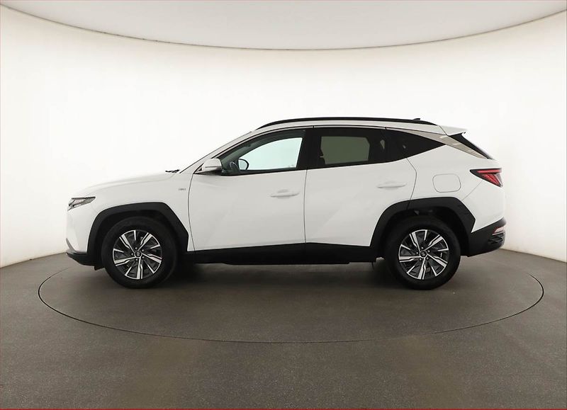 Hyundai Tucson (2021) Smart 1.6 T-GDI 48V MHEV - fotka 3 z 15