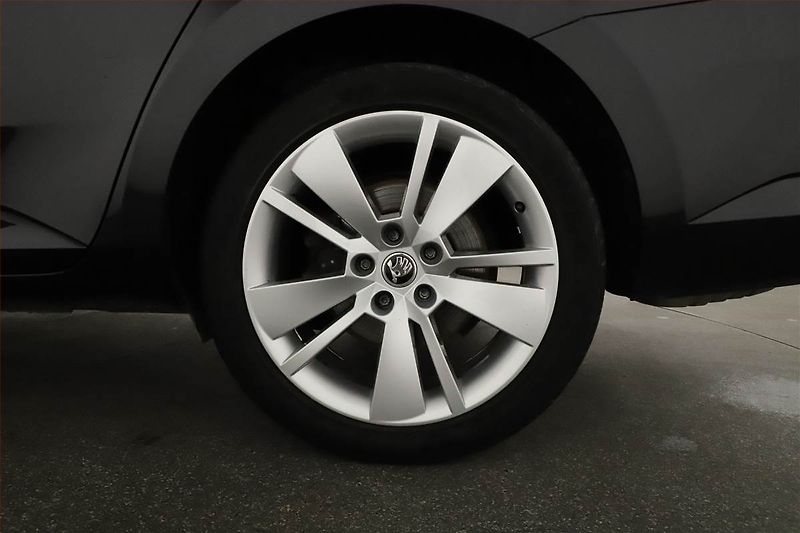Škoda Superb (2020) Style 2.0 TDI, Automat, ČR - fotka 12 z 19