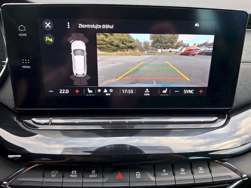 Škoda Octavia (2021) Combi Stale Plus DSG 4x4 2,0TD - fotka 29 z 35