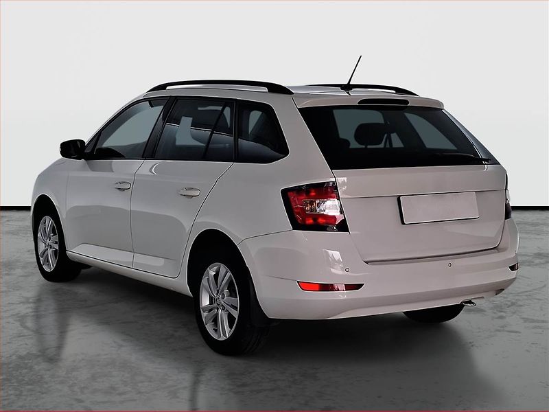 Škoda Fabia (2022) Style 1.0 TSI, ČR,1.maj - fotka 4 z 19