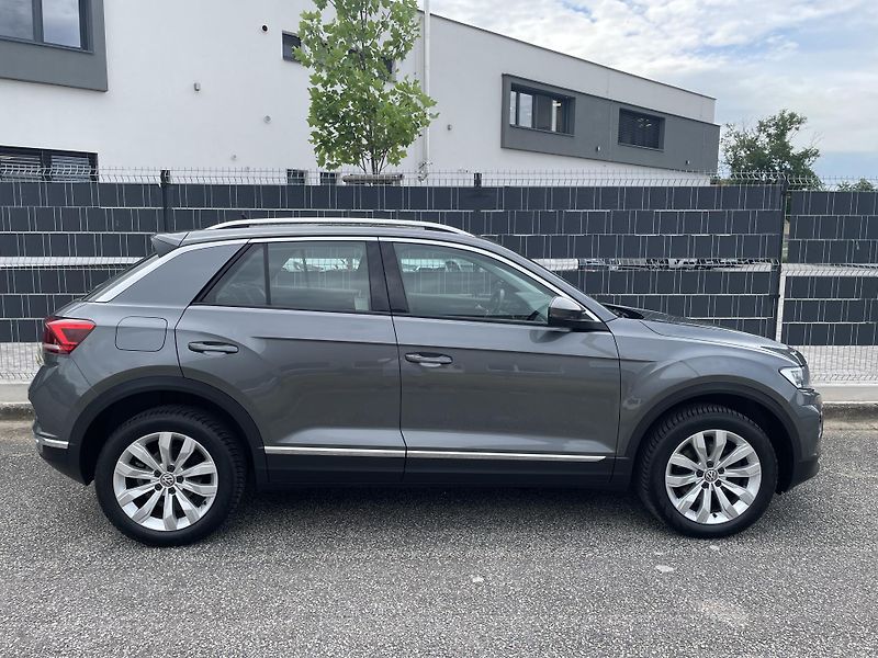 Volkswagen T-Roc (2019) 2.0 TDI 110 kW DSG SPORT - fotka 6 z 34