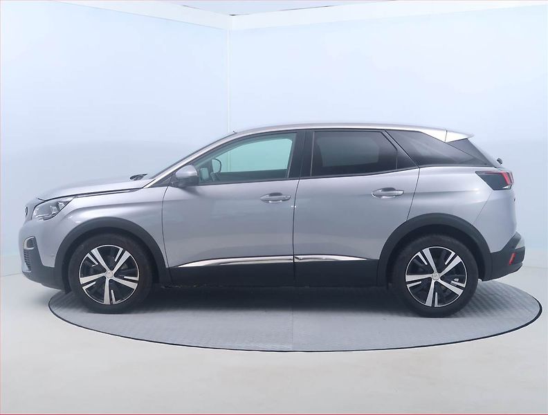Peugeot 3008 (2018) 1.5 BlueHDi, Kůže, Navi - fotka 3 z 14