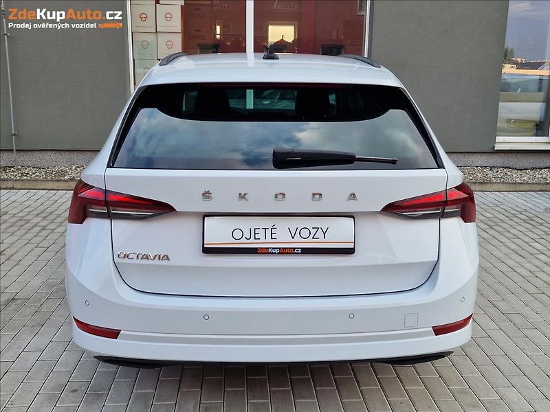 Škoda Octavia 2.0 TDI 110kW Combi,ČR,1.Maj. - fotka 9 z 50