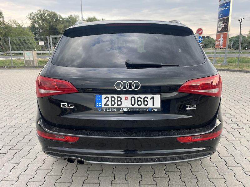 Audi Q5 (2011) 2.0 TDi Sline quatro - fotka 6 z 15