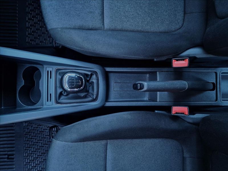 Škoda Fabia 1.0 TSI Combi Tour, ČR, 1.Maj - fotka 32 z 45