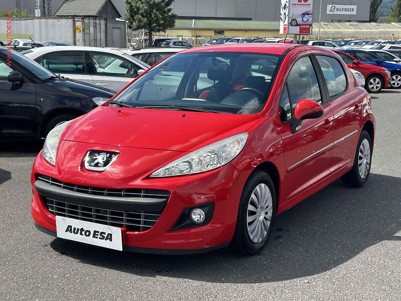 Peugeot 207 (2011) 1.4MPi - fotka 3 z 15