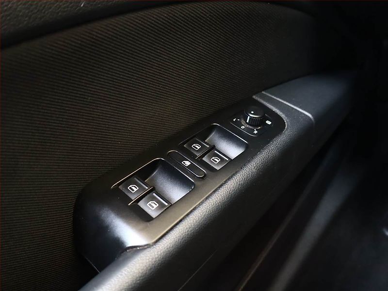 Škoda Superb (2013) Ambition 2.0 TDI, Automat - fotka 16 z 17