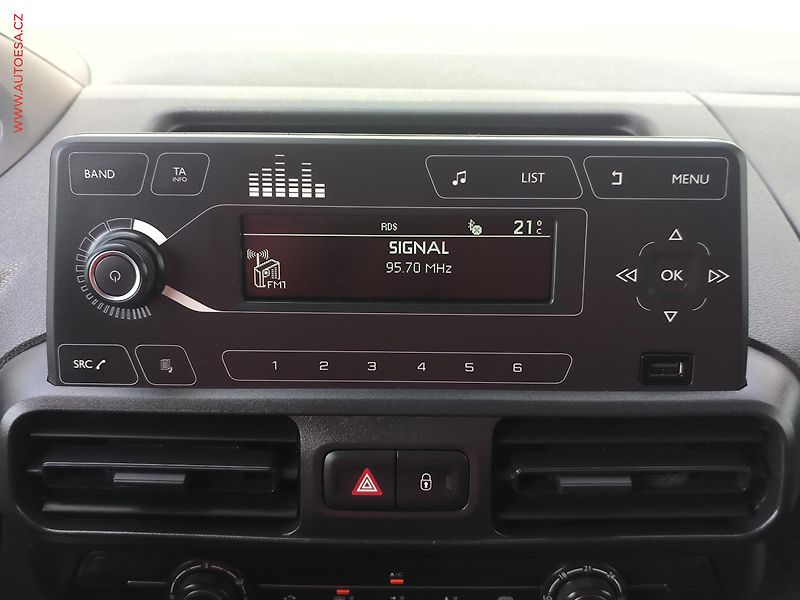 Peugeot Partner (2021) 1.5HDi DÍLNA, 1.maj,ČR, AC - fotka 13 z 23